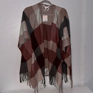 Lauren Conrad poncho